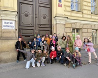 Pletení pomlázek s Městskou policií Prahy 2